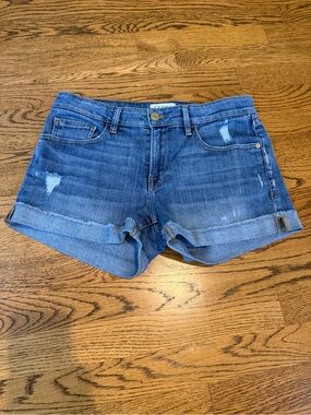 FRAME Denim Le Grand Garçon Cuffed Distressed Shorts Size 24